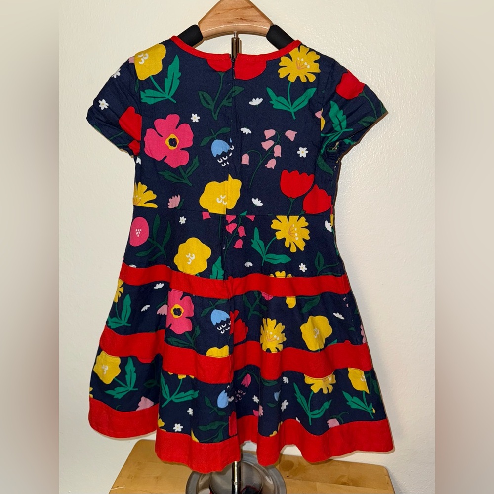 Mini Boden skater dress with multi-flower print, size 5/6 - Picture 4 of 6